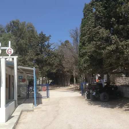Krios مكان تخييم Krotiri